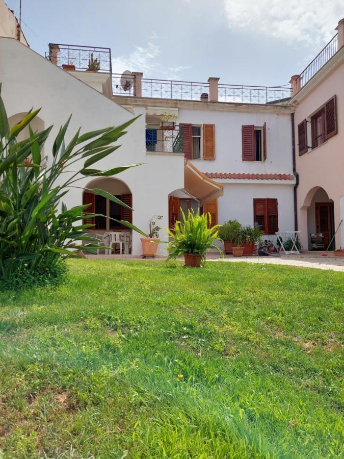 Appartamento Primo Piano Lungomare Santa Maria Navarrese Exterior photo